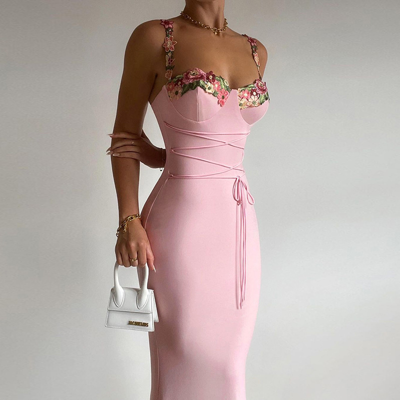 Yy23577 European and American Style Breast Cup Appliqué Dress 2025 New Summer Style Waist Strap Sexy Hip-Hugging Long Skirt