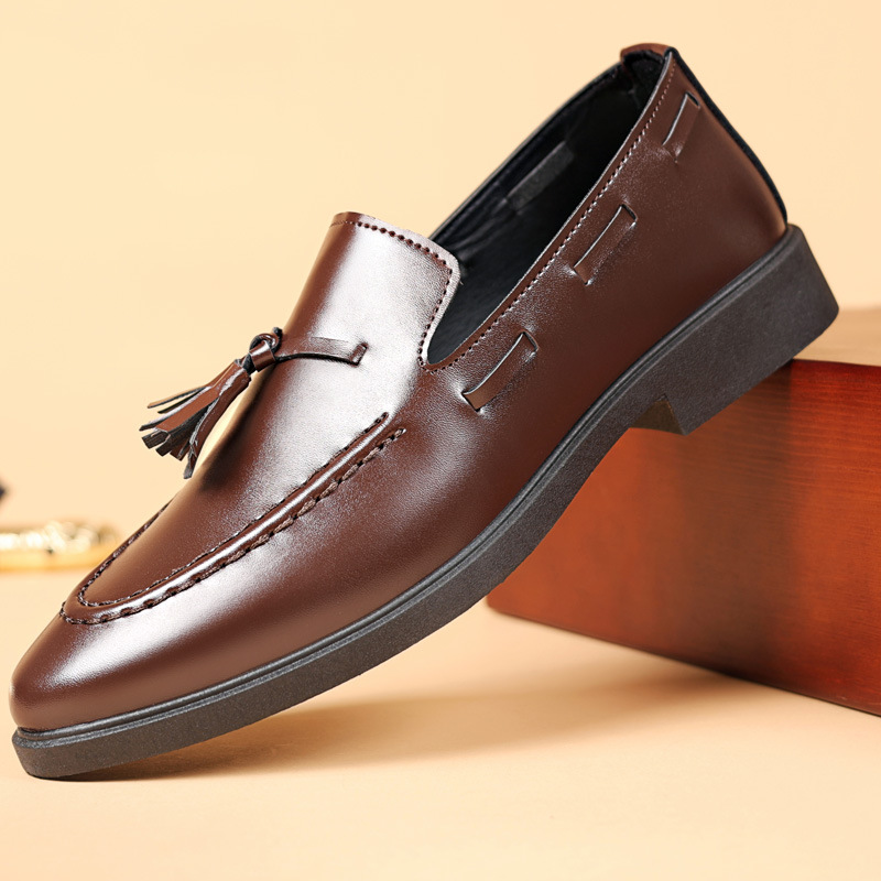 Leather Shoes 2025 Tassel Soft Leather Loafers Versatile Soft Sole Suit Beanie Shoes Men's Korean Style British Men's Shoes Groomsmen Shoes