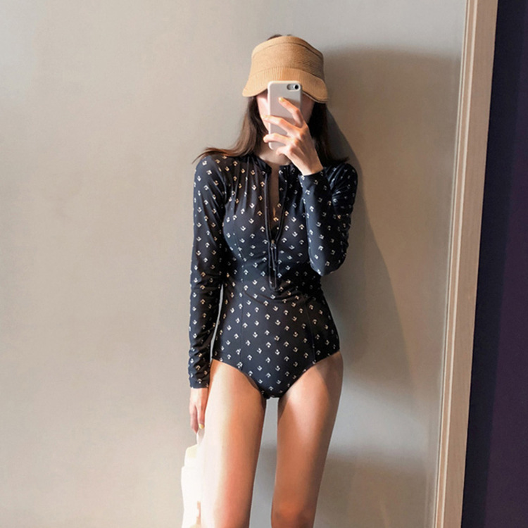 2019 South Korea New Sexy Slim-Fit Belly-Covering Slimming Sunscreen Dot Long-Sleeved Zipper Professional Women's Swimwear