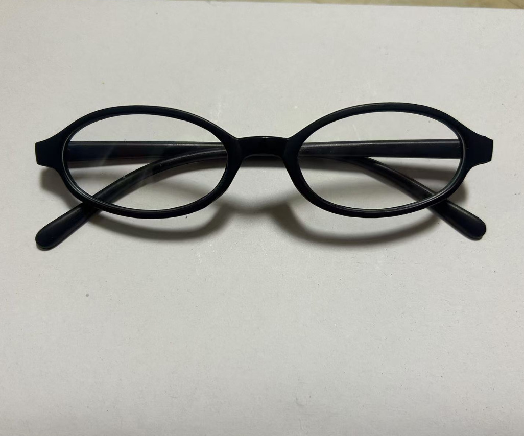 Picture of New retro small frame small face hot girl glasses frame student Female Anti-blue light glasses plain beauty artifact oval shape