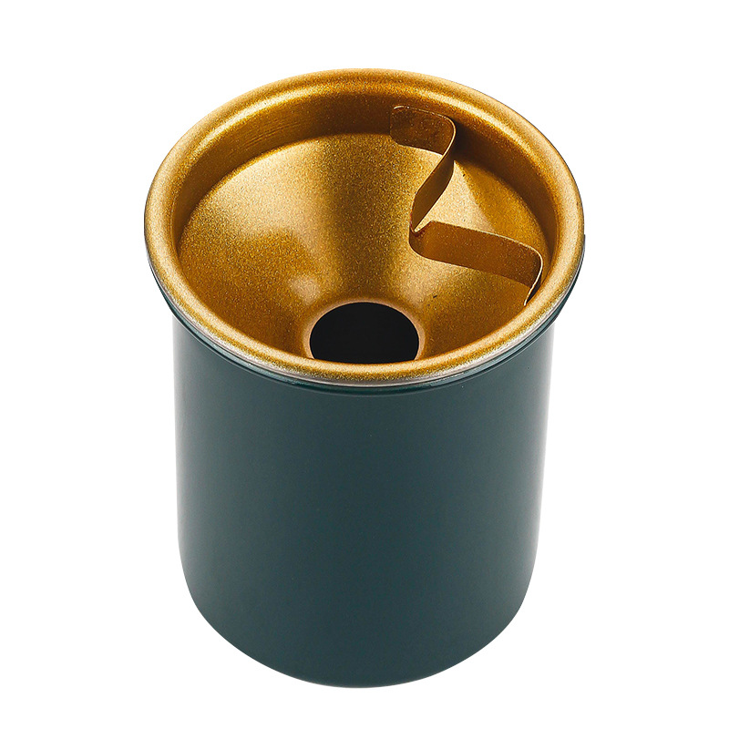 Picture of Stainless Steel Ashtray Anti-fly Ash High-value Household Anti-fall Internet Cafe Bar Car Creative Ashtray with Lid