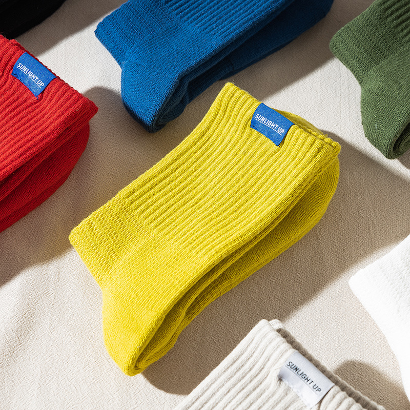 Picture of Autumn and Winter New Breathable Sports Trendy Socks Men's Towel Bottom Mid-length Socks Korean Letter Cloth Label Basketball Men's Stockings