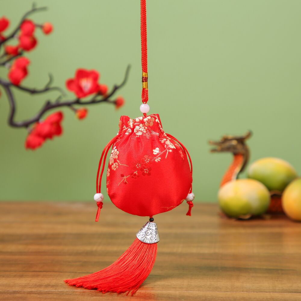 Picture of Dragon Boat Festival Sachet Sachet Empty Bag Mosquito Repellent Portable Children's Wear Plum Blossom Pendant New Chinese Round Small Dragon Pattern Sachet