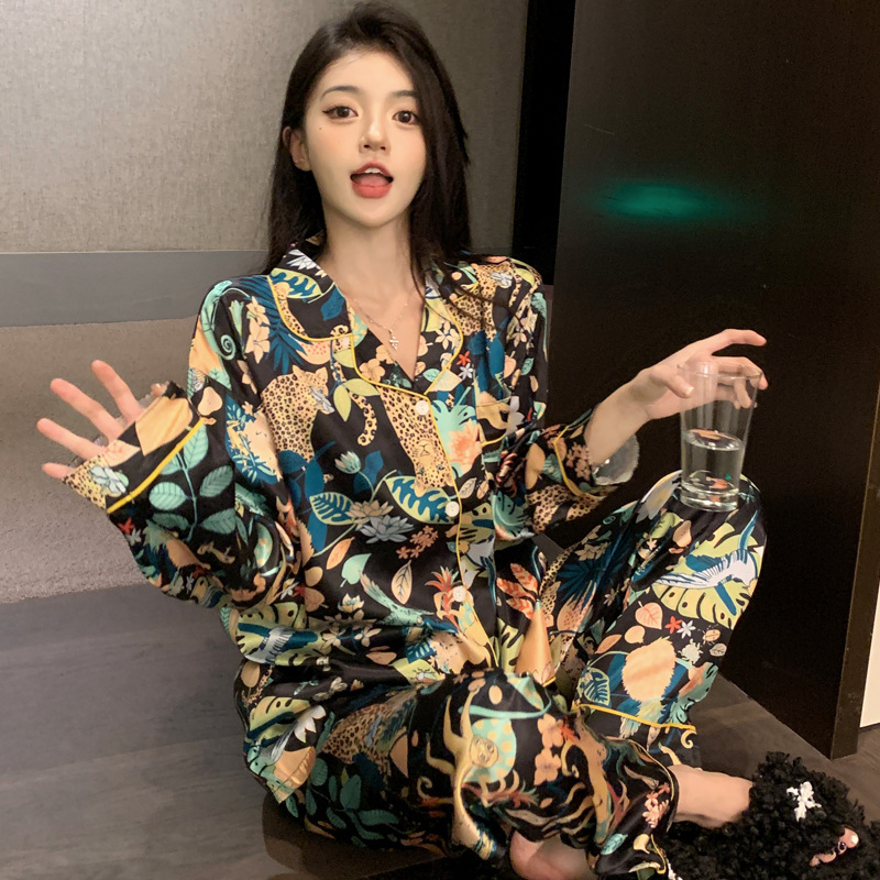 Net red pajamas ladies new ice silk long sleeve trousers cardigan imitation silk autumn thin home clothes suit wholesale