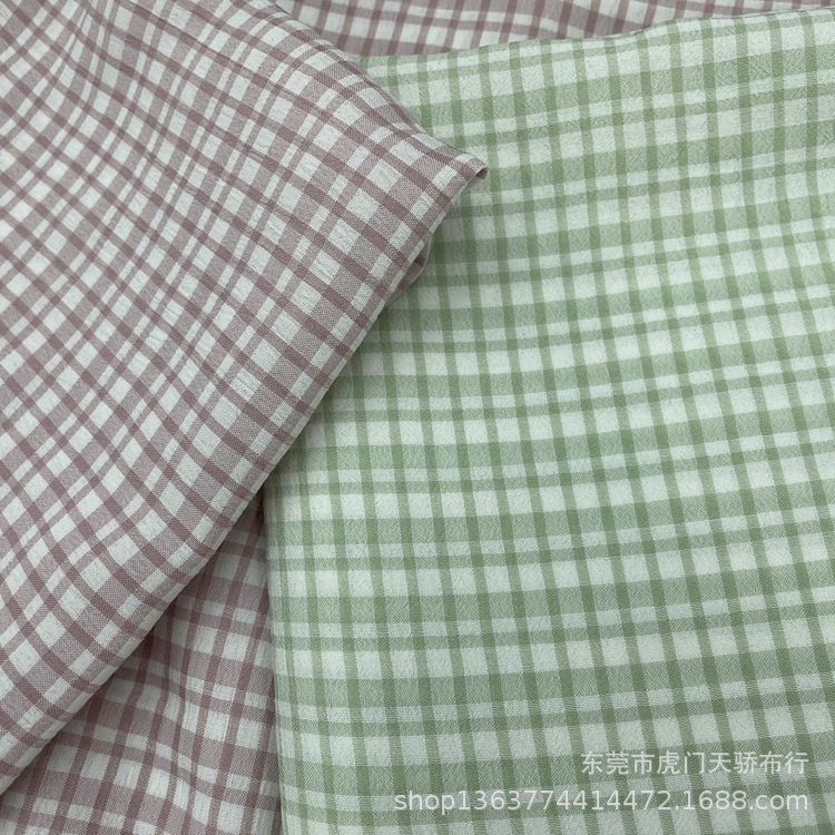Spot supply of woven new stretch wrinkle yarn-dyed plaid chiffon wrinkle yarn-dyed small plaid spring and summer fashion materials