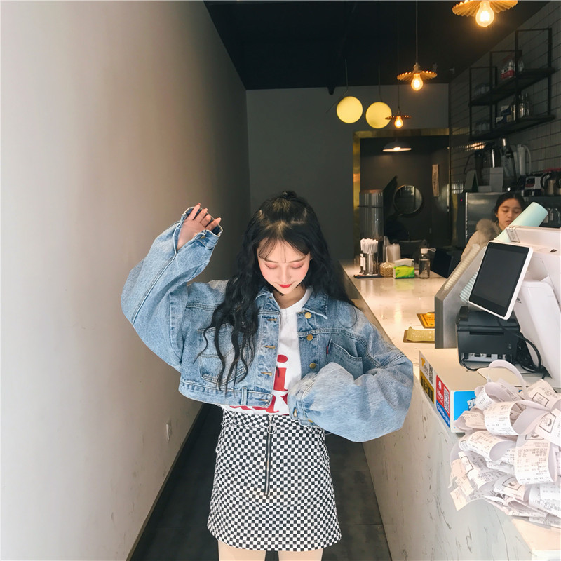 Picture of 2023 Spring and Autumn New Internet Celebrity Retro Korean Style Bat Sleeve Denim Jacket Women's Short All-match Loose bf Jacket Trendy