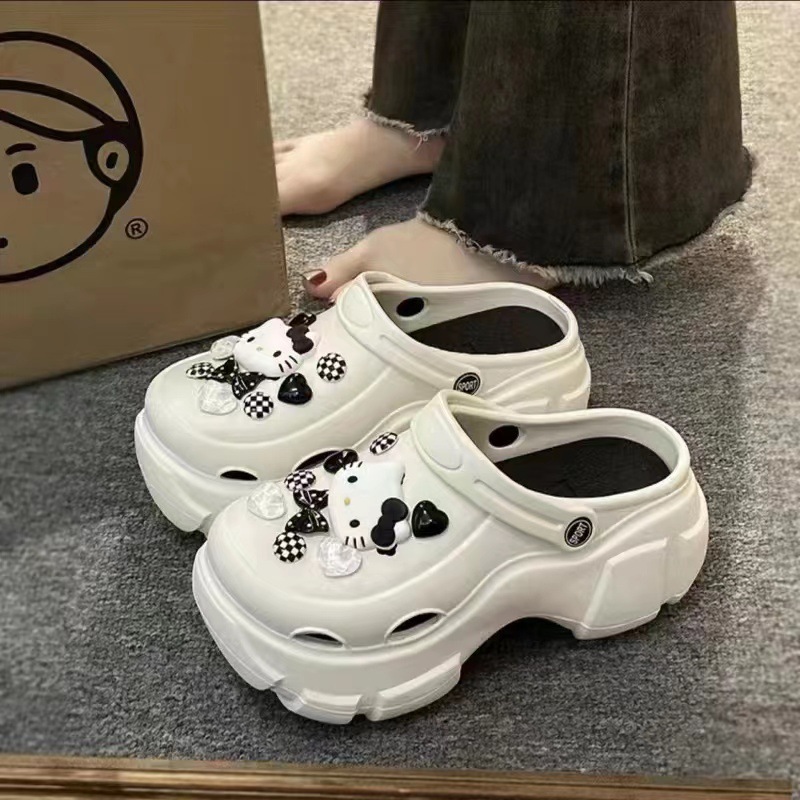 Picture of Baotou EVA hole shoes in 2025 new fashion and versatility student comfortable and casual two-wear non-slip slippers for women's summer