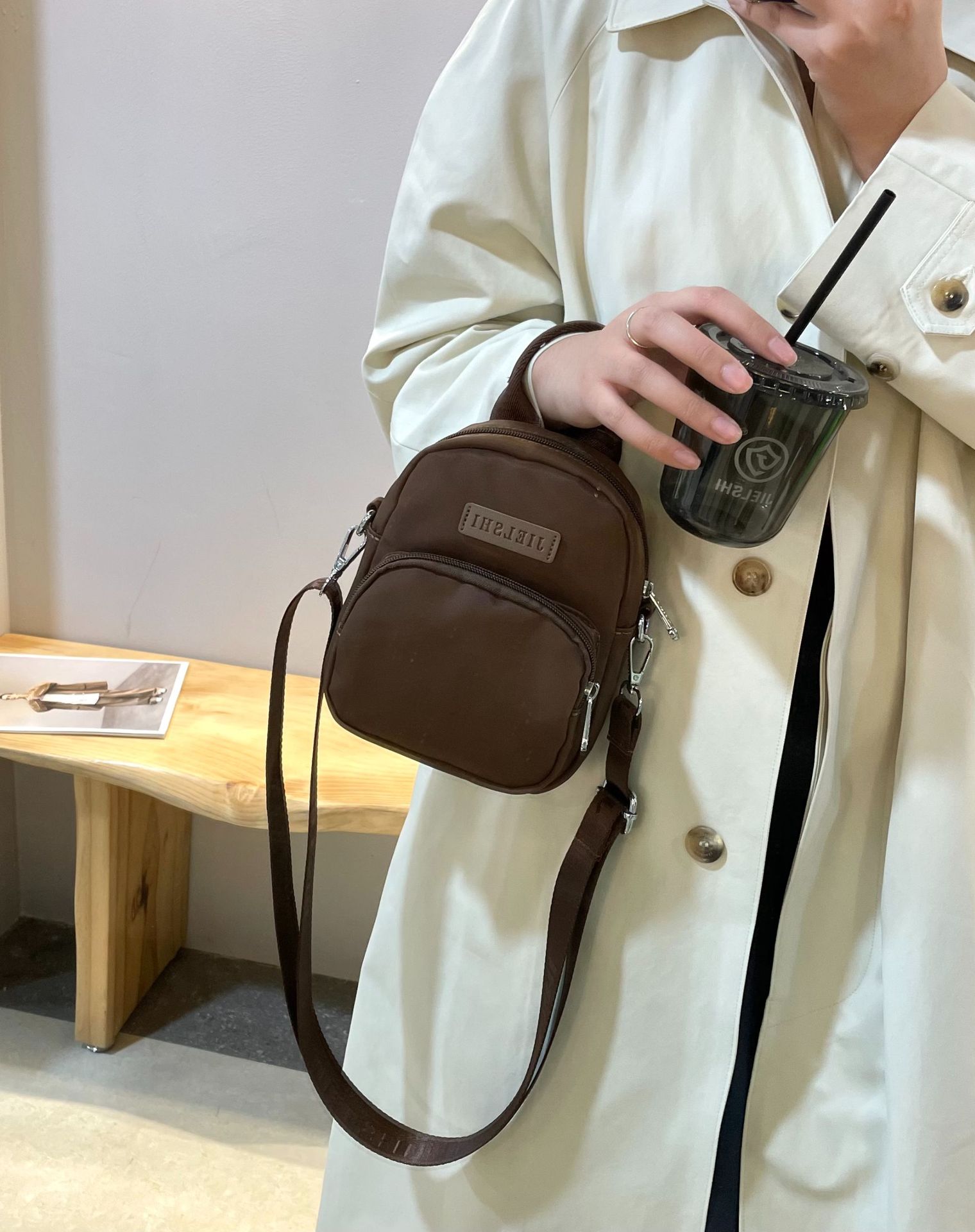 Picture of Jierangshi Factory New Simple All-match Lightweight Shoulder Bag Fashionable Waterproof Nylon Cloth Bag Women's Crossbody Bag
