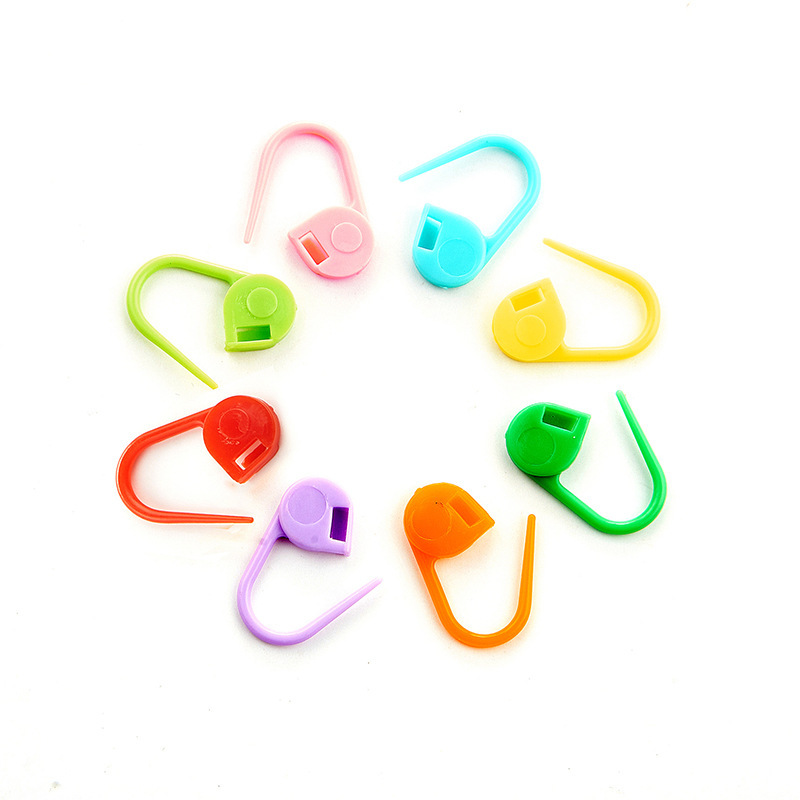 Picture of Knitted Plastic Small Buckle Knitted Handmade diy Mark Buckle Wool Sweater Knitting Tool Positioning Buckle