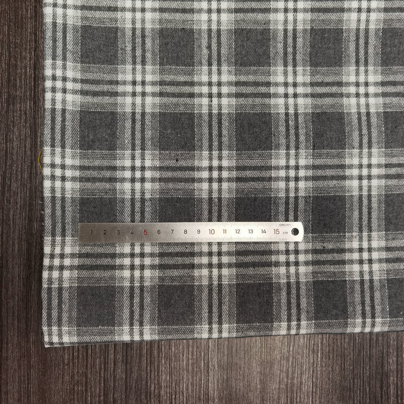 Picture of Spot twill sanding cotton plaid children's shirt plaid fabric 21 yarn-dyed flannel decorative fabric