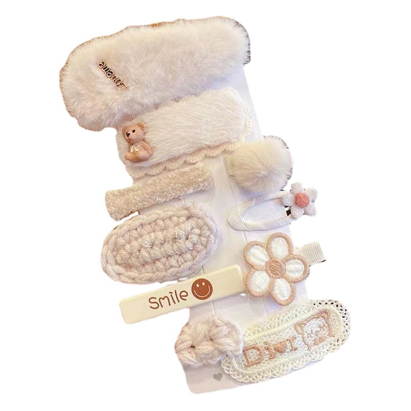 Milk Cafe Autumn and Winter Plush Wool Hair Clip Baby Cute BB Clip Little Girl Hair Clip Children's Broken Hair Side Clip