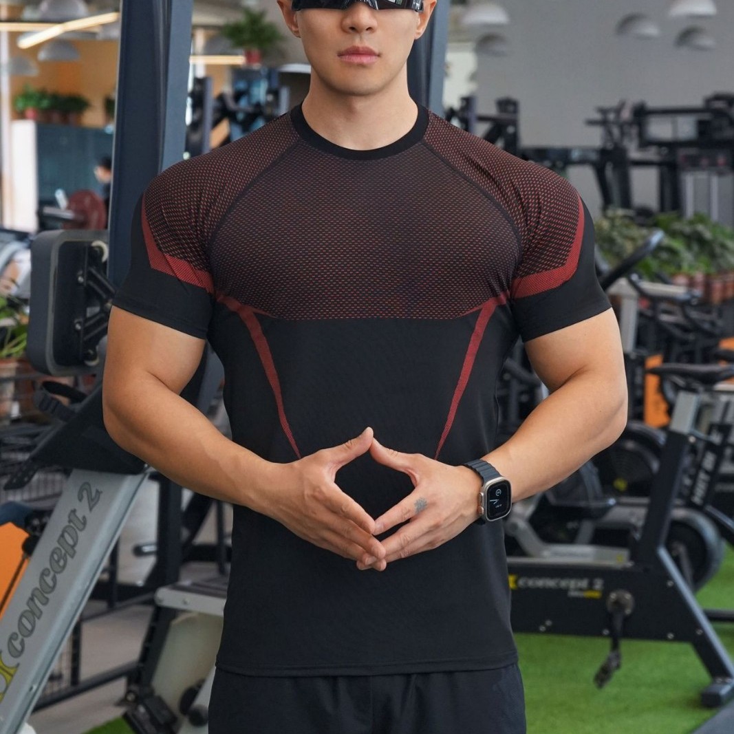 Picture of Cross-Border Summer Fitness Training Bodysuit New Men's Quick-Drying Breathable Sports Short-Sleeved Series Milk Silk T-Shirt