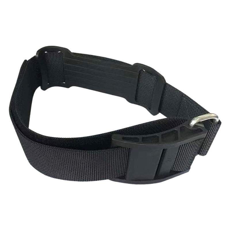 Plastic bottle strap with anti-slip mat for diving back flying