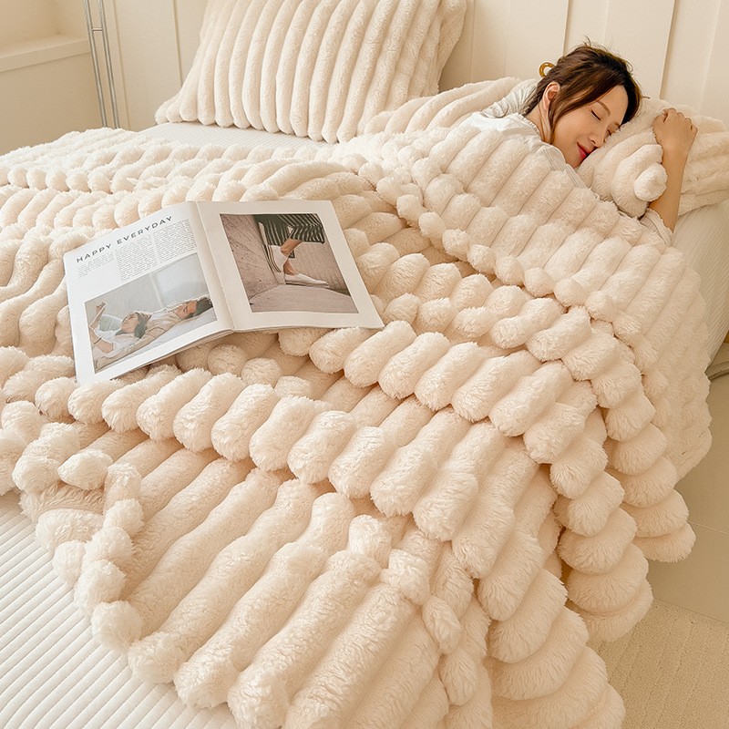 Picture of Class A Rabbit Plush Blanket Falai Blanket Nap Blanket Coral Fleece Blanket Winter Thickened Fleece Blanket Air-conditioning Blanket
