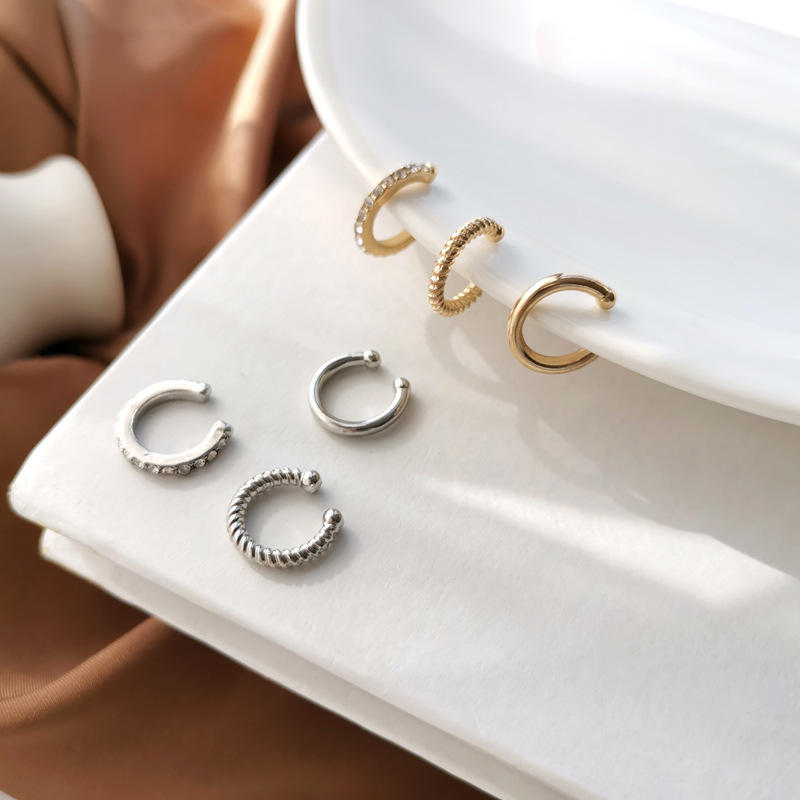 2022 trendy earbone clip personality fashion compact three-piece set earrings temperament diamond ear clip without ear hole 75