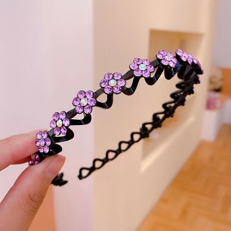 Picture of Pearl Rhinestone Headband for Women, Simple Retro Headband, Female Hairpin, Korean Internet Celebrity Elegant, Fairy Forest Style Super Fairy Headwear