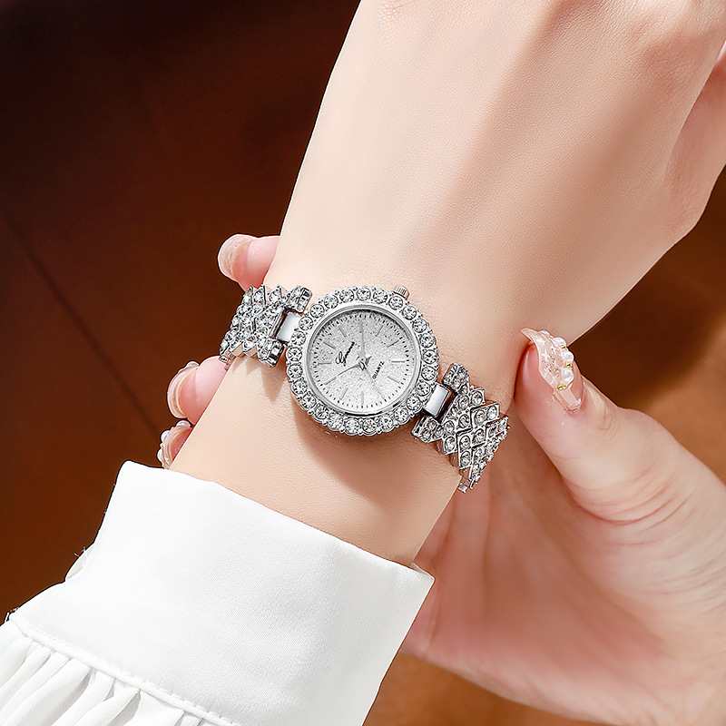Picture of 2024 new foreign trade hot fashion stars bracelet watch Rome scale full diamond women's quartz wrist watch