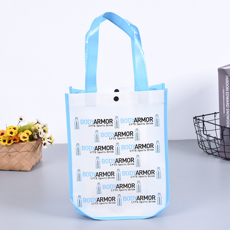 80g coated 100-105g portable non-woven bag foreign trade round corner edge button sewing gift bag