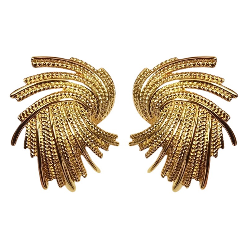 Copper plated 18K gold European and American fashion metal woven style earrings temperament Joker high sense earrings jewelry wholesale