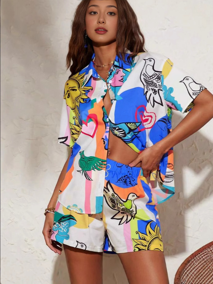 Cross-border Foreign Trade Graffiti Print Cardigan Shirt Shorts Two-piece Set Contrast Casual Pants Casual suit Women's Spring and Autumn Wear