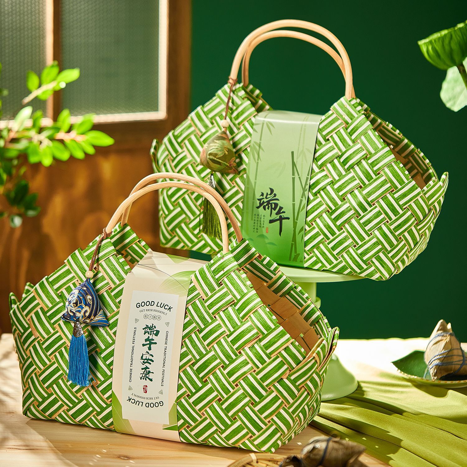 Picture of Dragon Boat Festival Packaging Box Zongzi Packaging Portable Chinese Rattan Woven Bamboo Basket Universal Large Capacity Gift Box