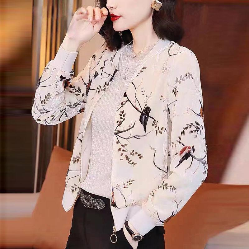 Picture of Casual Golden Velvet Coat Women's Fashionable Instagram Style Women's Autumn New Clothes Korean Loose Western Style Baseball Suit Jacket