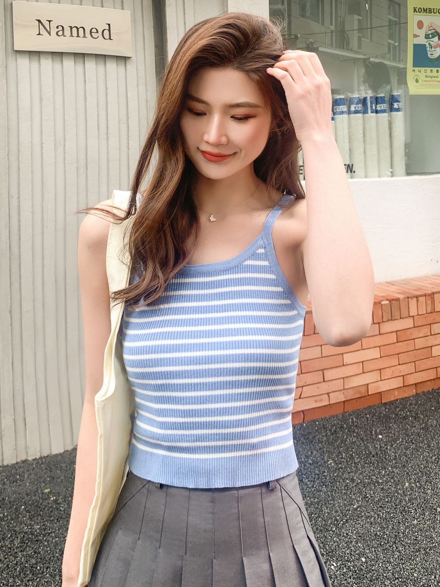 2025 Fashionable French Striped Sling Outer Wear Women's Pure Desire Hong Kong Style Knitted Bottoming Sleeveless Top Slim-fit Vest for Summer