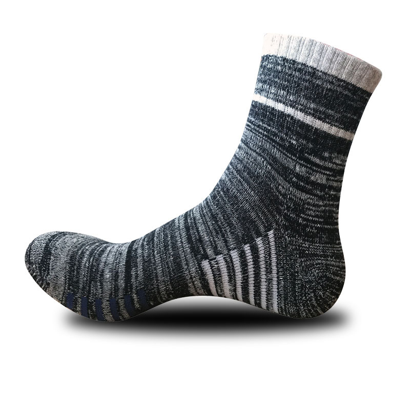 Picture of New socks men's autumn and winter mid-calf men's socks sole brushed thickened winter sports socks basketball socks one-piece delivery