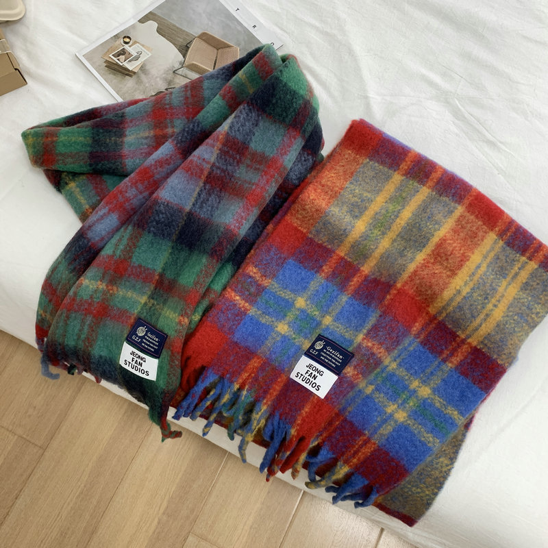 Giant white! Autumn and Winter Contrast Red and Blue Pair Warm Thickened All-match Scarf Scarf Shawl