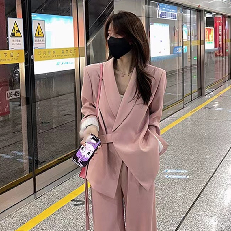 Picture of Pink Suit suit Women's 2024 Spring New Design Sense Niche Elegance Suit Wide Leg Pants Two-Piece Set