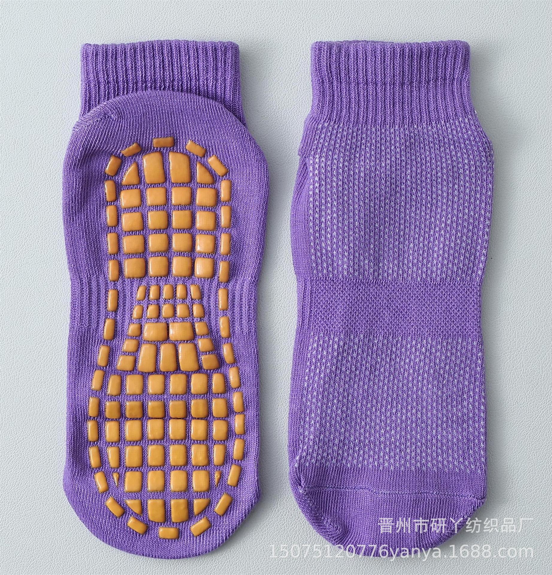 Picture of Factory wholesale trampoline socks dispensing non-slip socks floor socks children's playground early education adult yoga socks