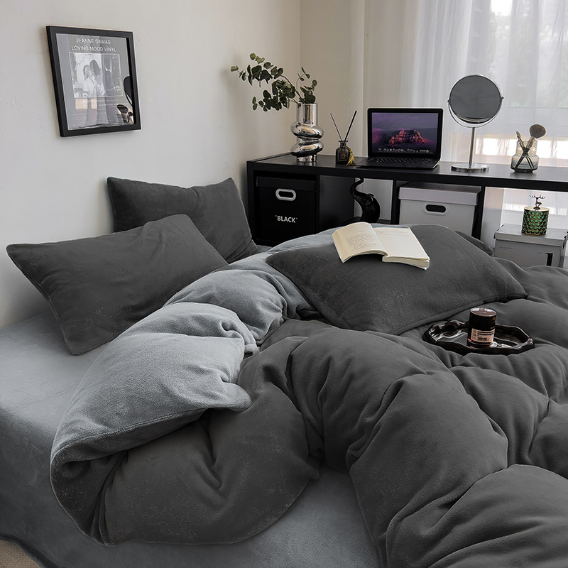 Picture of Autumn and Winter Milk Velvet Bed Four-piece Single-piece Thickened Double-sided Coral Velvet Quilt Cover Flannel Bed Sheet Three-piece Set