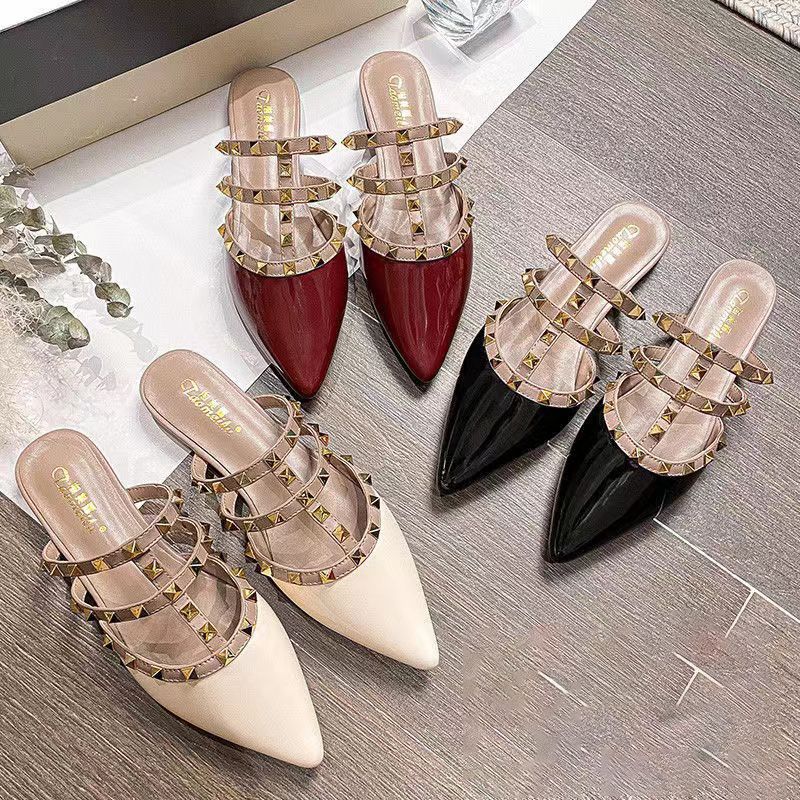 French Niche Fairy Style Chunky Heel Toe Sandals and Slippers Women's Spring/Summer 2024 New Outfit Rivet Low Heel Sandals