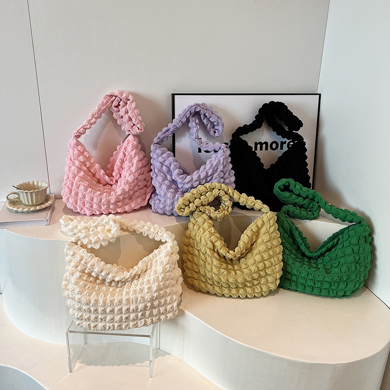 New Doudou Bag Soft Textile Large Capacity Women's Shoulder Bag Commuter Leisure Puff Cloud Bag Japanese and Korean Folded Bag