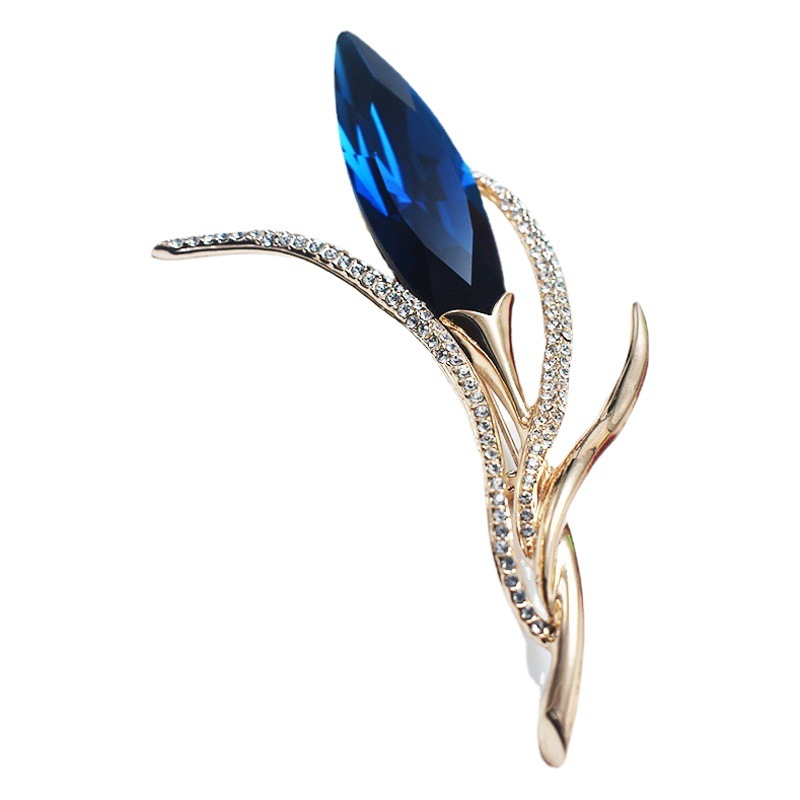 New Retro Brooch Women's Exquisite Design Korean Style Anti-running Light Personality All-match Pin Elegant Elegant Niche Accessories