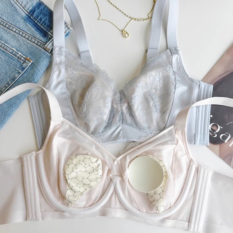 Picture of Large Breasts Appear Smaller, Ultra-Thin Large Size Bra, Pull-Up Lace Splicing Satin Rabbit Ear Cup Sexy Adjustable Intimates for Women