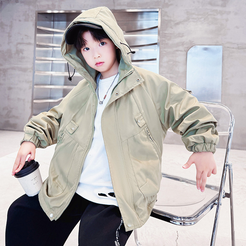 Boys' Spring and Autumn Windbreaker Coat Autumn New Style Mid-Large Children's Top Boy's Casual Hooded Jacket Autumn Children's Clothes