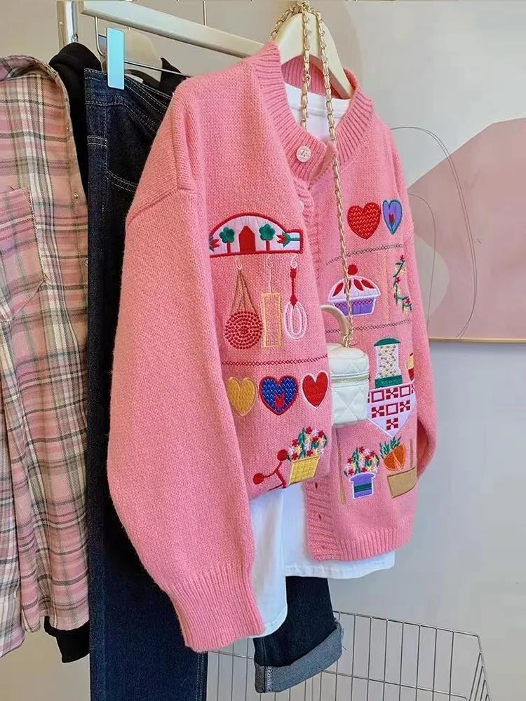 Pink Sweater Women's Autumn and Winter 2023 New Cartoon Western-style Embroidery Age-reducing Thickened Round Neck Knitted Cardigan Jacket