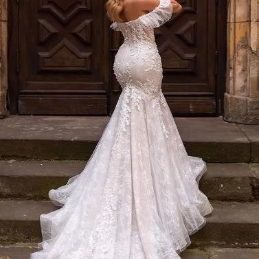 Picture of European and American plus size lace off-shoulder trailing dress sheath fishtail wedding dress outdoor yarn main yarn long dress