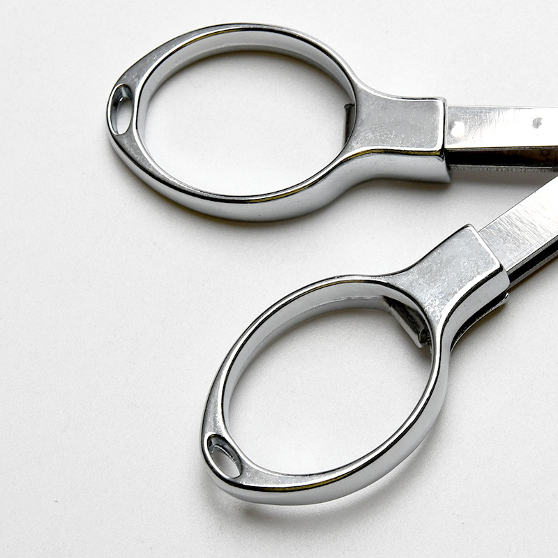Picture of Stainless steel folding scissors plastic handle/alloy stretch shear travel portable fishing Special 8/eight character scissors wholesale