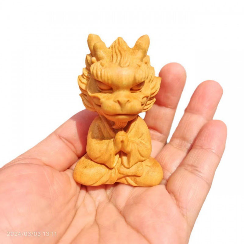 Golden Sandalwood Carving Creative New Year Recruiting Zodiac Dragon Mascot Home Desktop Zen Jigme Pet Ornament Decoration Artwork