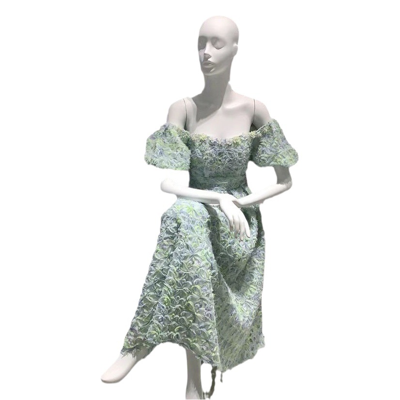 Light luxury three-dimensional flower fabric off-shoulder tube top dress long skirt niche design slimming small daily dress