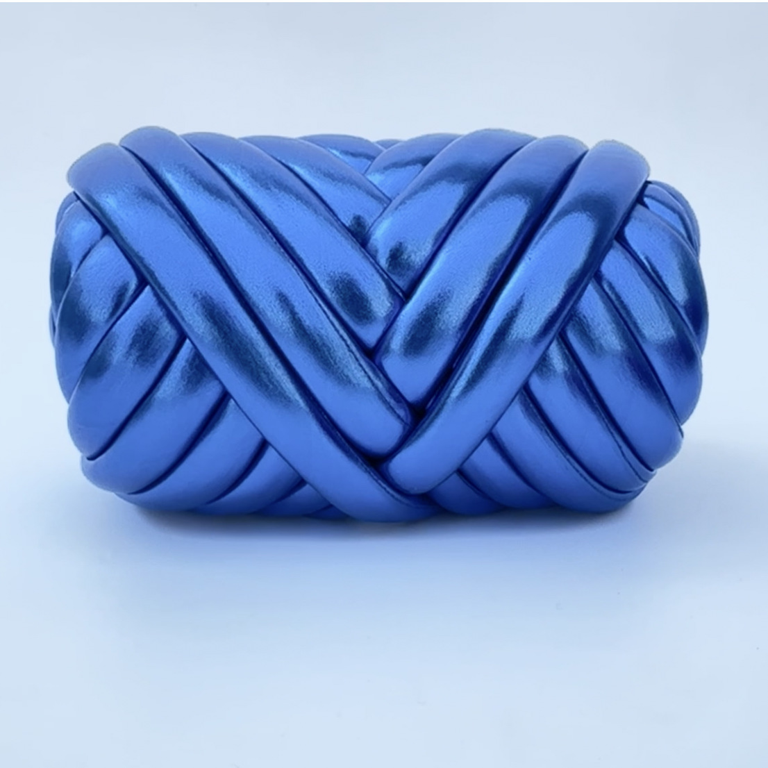Picture of New Metal Thread Shiny Leather Material Iceland DIY Bag Handmade Woven Fabric Strips Pillow Cat Bed Filling Yarn
