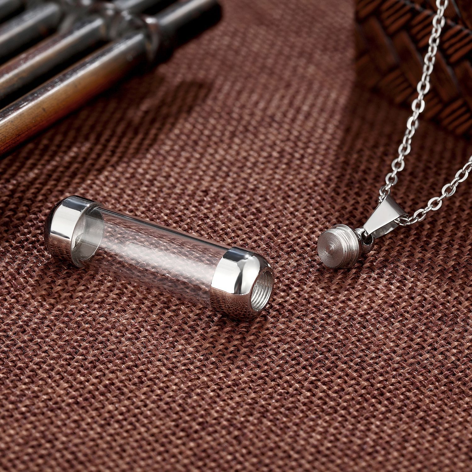 Picture of Transparent Shariputra Bottle Pendant Nepalese Gawu Box Small Empty Bottle Openable Water-proof Amulet Tube for Cinnabar