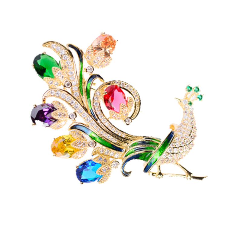 Picture of Korean Fashion Peacock Open Screen Zircon Brooch Fashion High-end Sense Clothing Pin Coat Cardigan Accessories Women