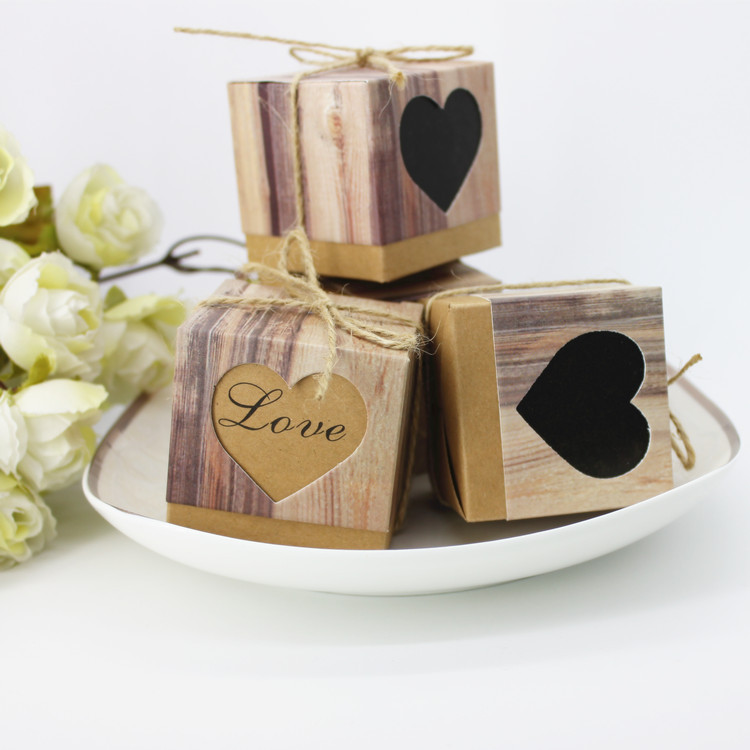 Love Heart-Shaped Kraft Paper Box Small Square Box European Gift Box Heart Wedding Candy Box Gift Box Personalized DIY Wedding