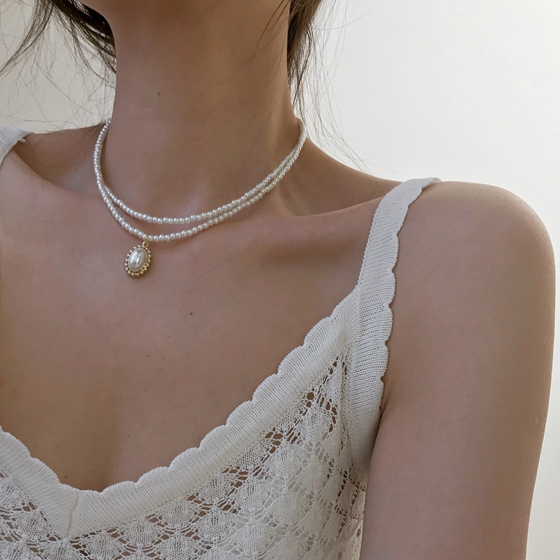 Picture of New Double-layer Pearl Water Drop Necklace Choker Clavicle Chain Women's Simple Elegant Instagram Popular Neck Cyber Celebrity Neck Chain