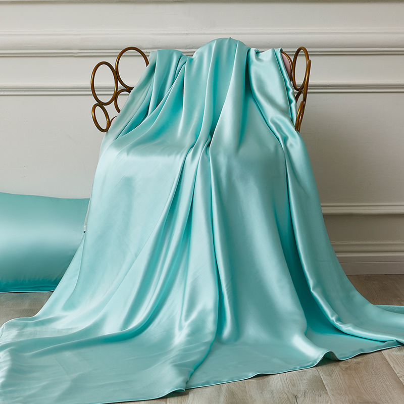 Picture of Carlsly silk quilt cover AB version wide quilt cover silkworm silk Tencel quilt cover lyocell quilt cover wholesale
