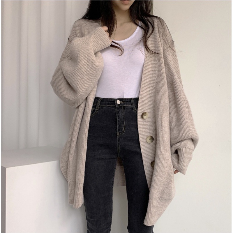 College lazy style 2023 new autumn and winter V-neck soft glutinous loose high-grade knitted cardigan sweater coat for women
