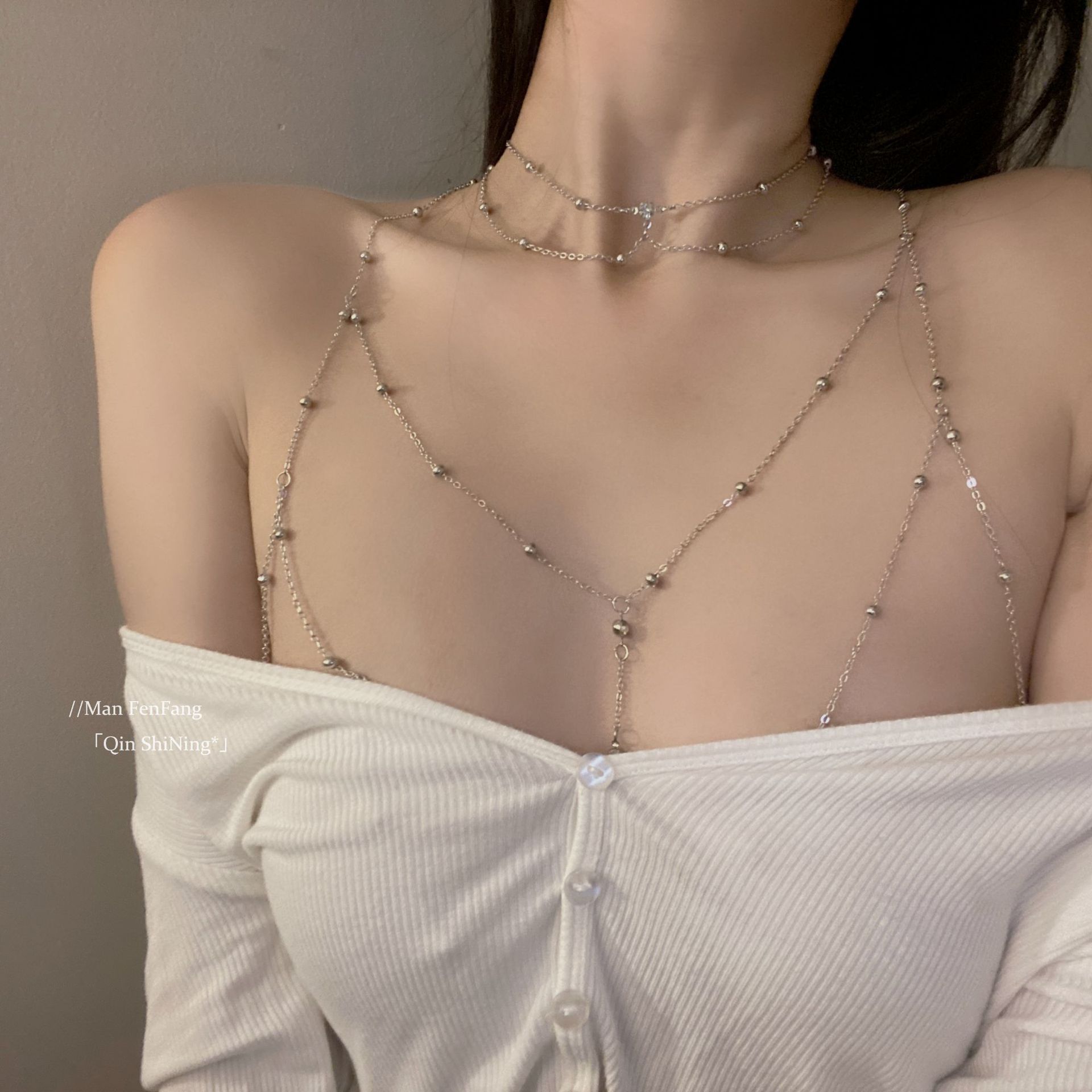Picture of European and American Cross-Border New Pearl Body Chain Fashionable Clavicle Chain Ins Accessible Luxury Style Pearl Hot High-End Chest Chain